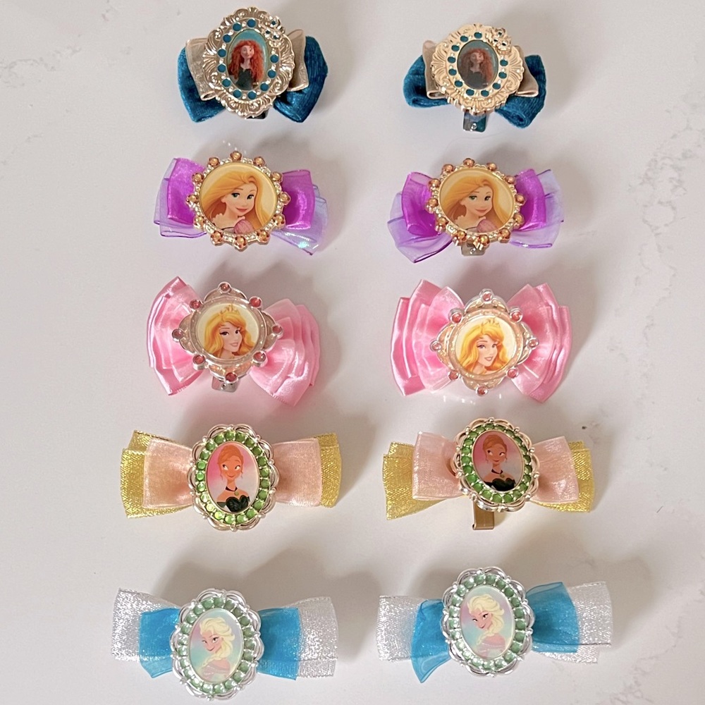 Princess Hair Bows EUC